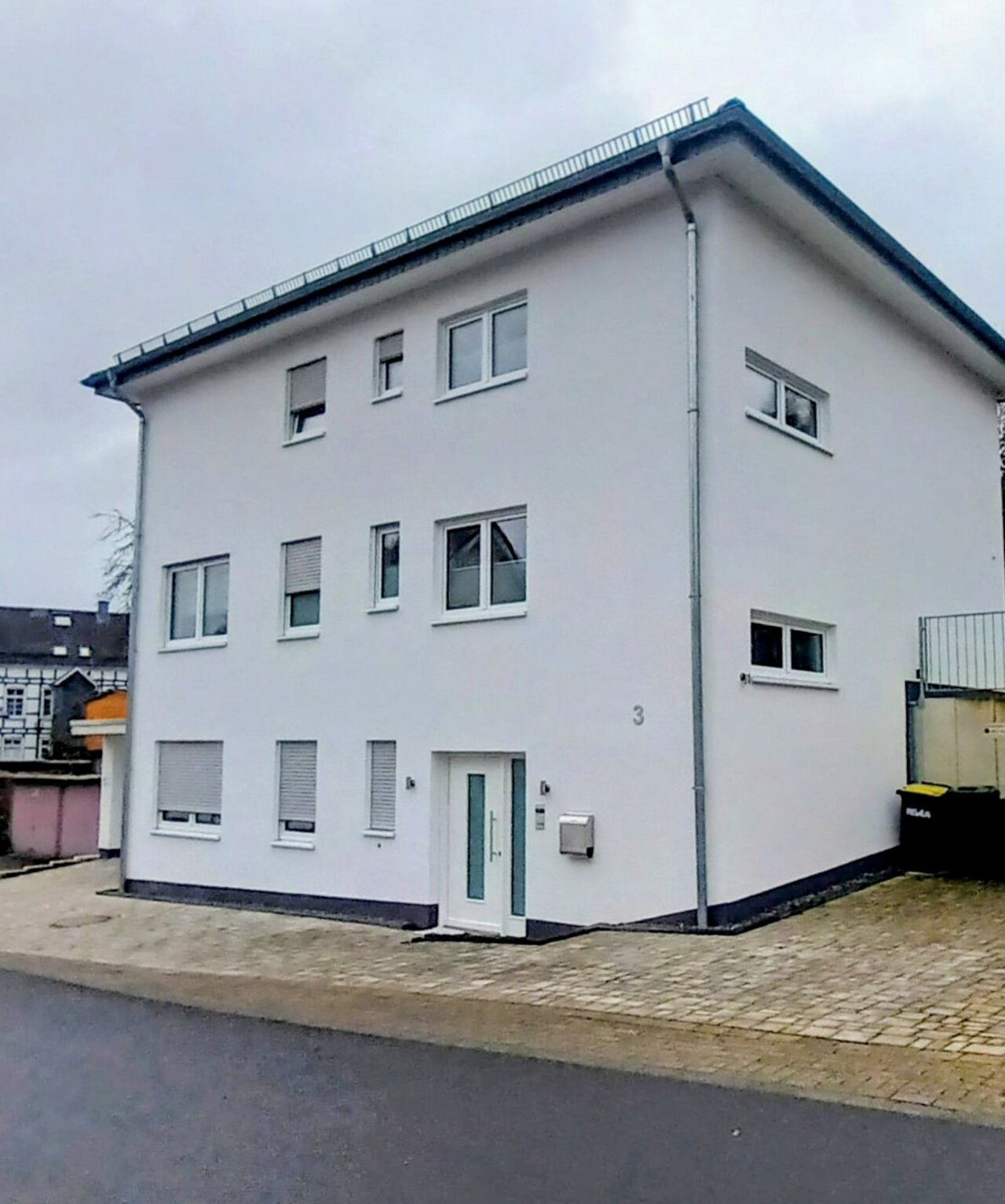 Uferstraße 3, 2025, Foto Doris Kisters