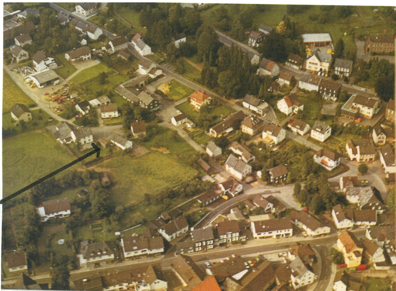 GAL Fotobestand ab 1975 Nr. 981 -mit Pfeil-, 1977, Foto Bärbel Klein aus GAL Sammlung Ursula Homberg Nr. 155