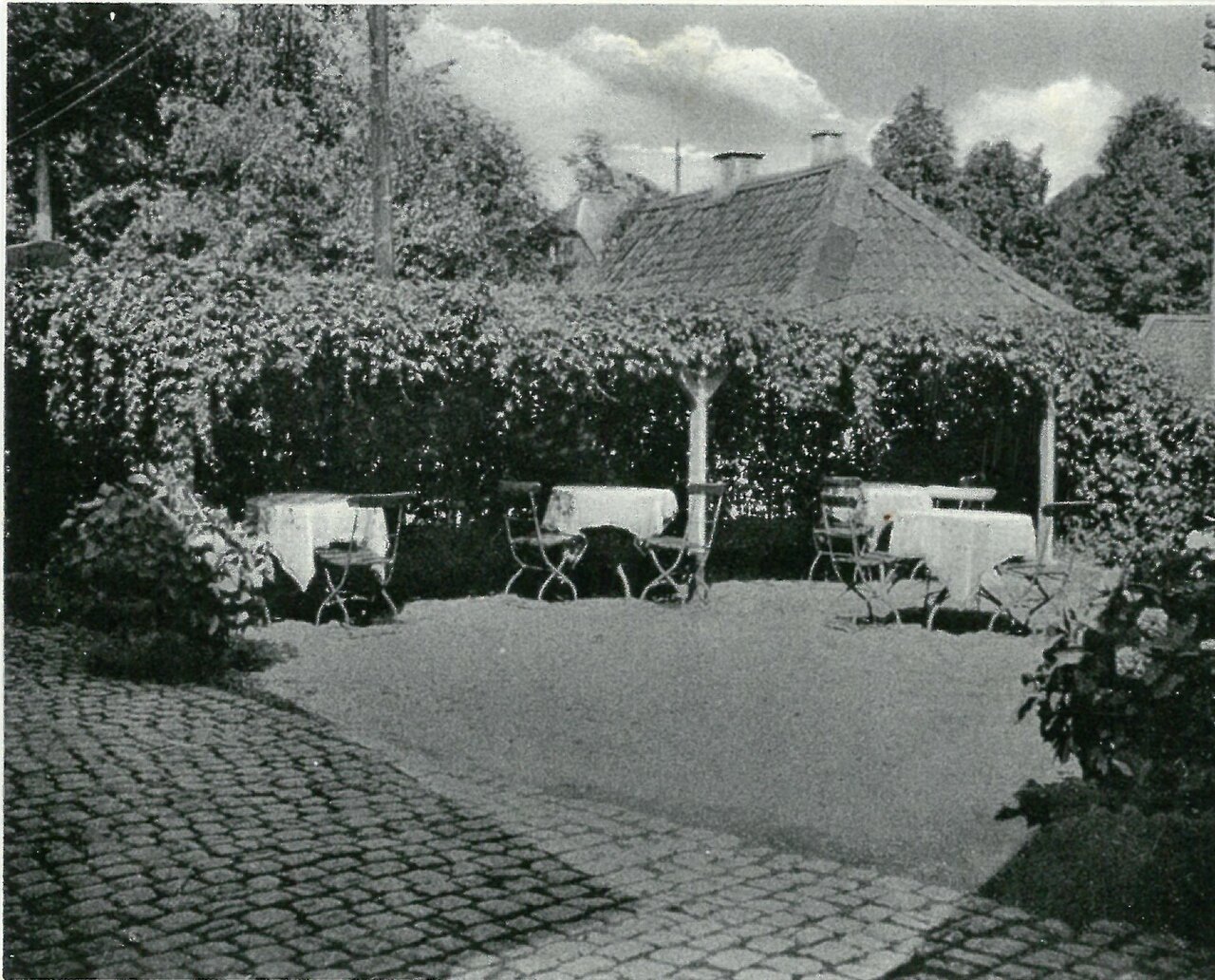 Pollerhofstraße, Laube der Gaststätte "Zur Schweiz, o.D.