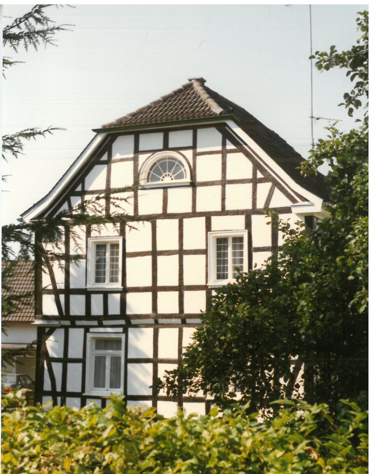 Haus Kelleter (Ost-Ansicht), Bachstraße 2, 1991, Fotograf unbekannt