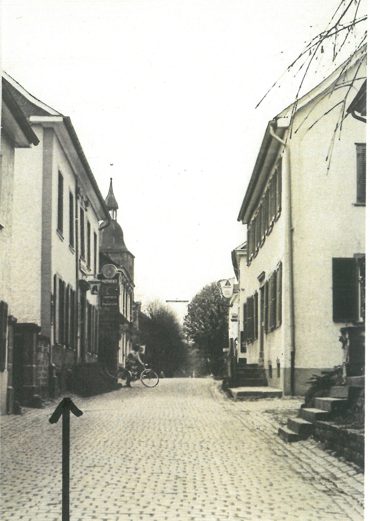 Fotobestand 1931-1974 Nr. 52 -mit Pfeil-, 1960er Jahre (?), Fotograf unbekannt