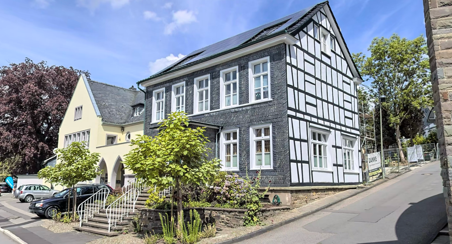 008  Haus Bernd Hamm, Eichenhofstraße 10