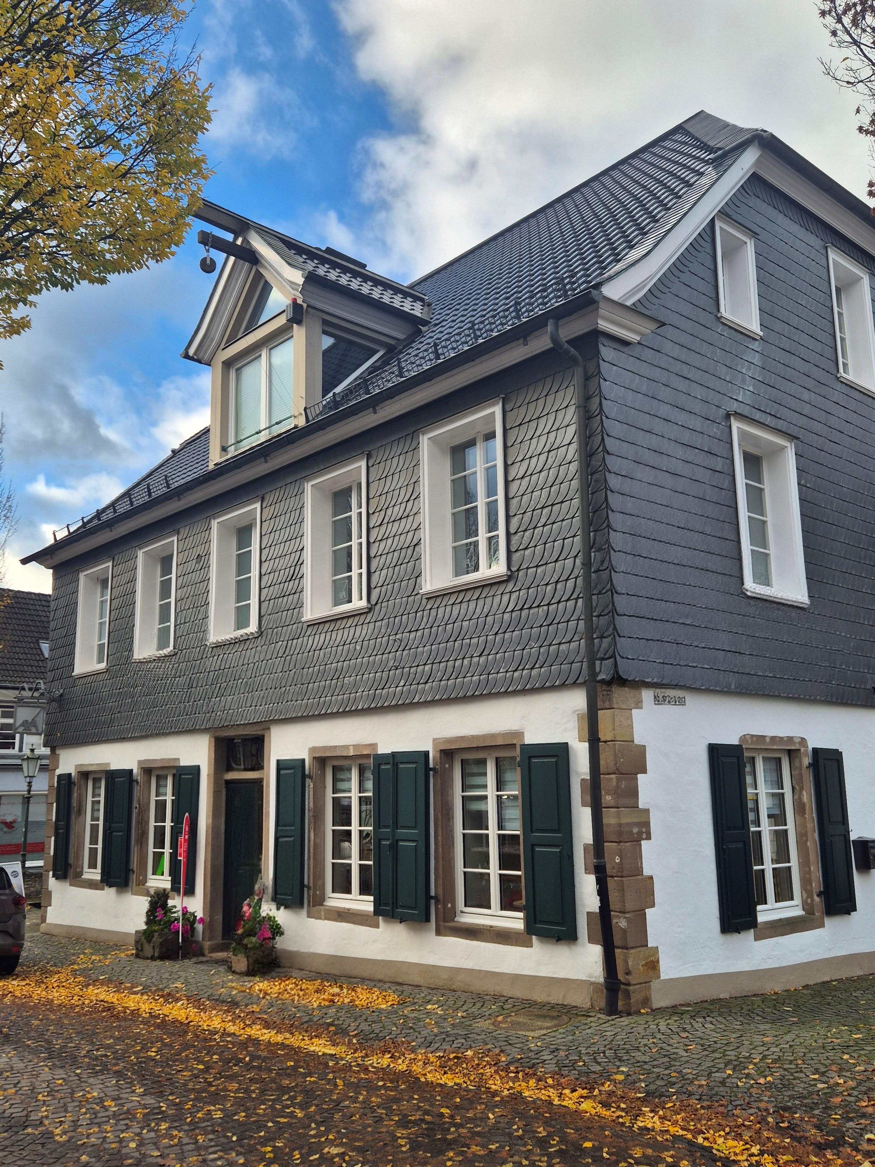 030 Haus Johann Lob, Bürgermeister Court, C.H. Steinheuer