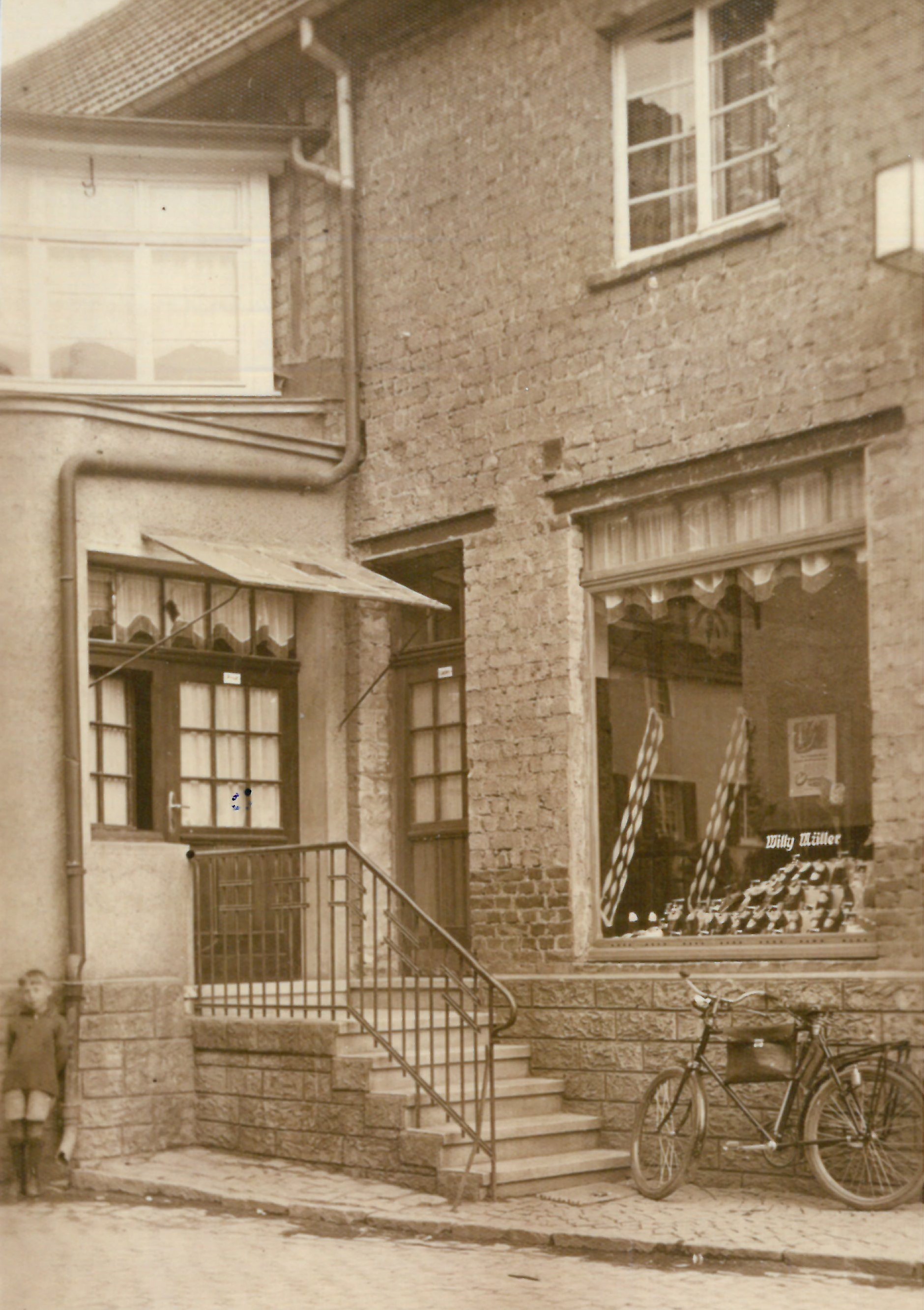 066 Schuhhaus Willi Müller, Metzger Hugo Feldhoff